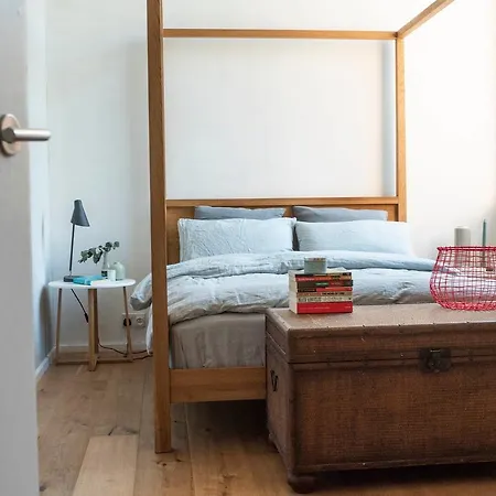 Stylish 2 Bed Duplex Flat In Castlefield *
