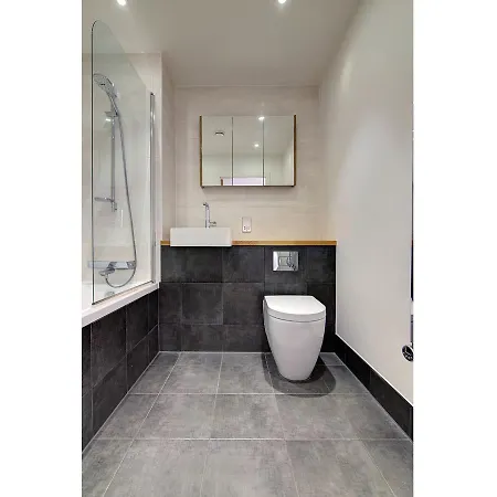 409 Chapel Street - Stylish, Clean 1 Bedroom Flat For 4 * Μάντσεστερ