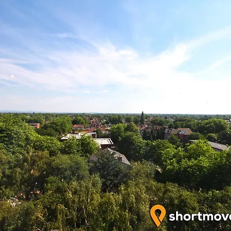 Shortmove | Trafford Bar | Free Parking