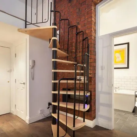 Apartment Beautiful 2 Bed Duplex W Mezzanine In City Centre