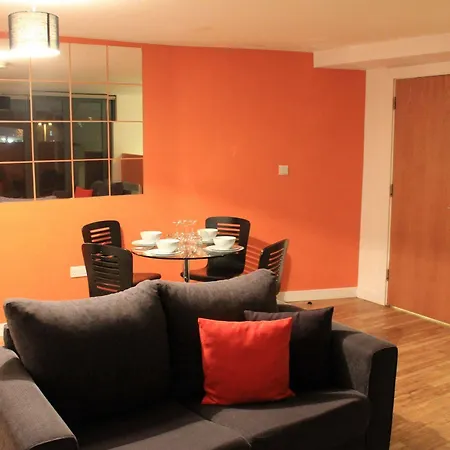 Atana Манчестер