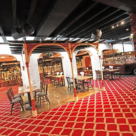 Britannia & Manchester