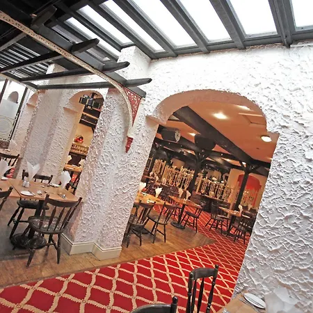 Britannia & 3* Manchester