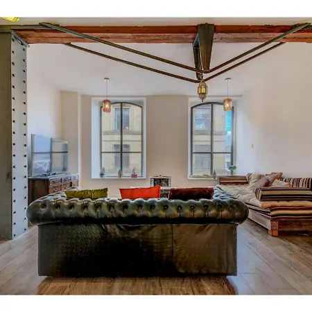 Apartment Stunning, Former Warehouse For 2 In Mcr *