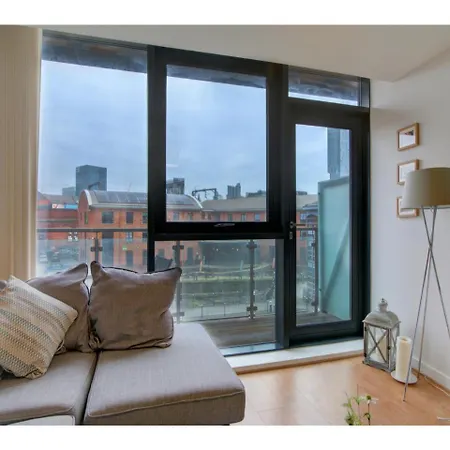 Apartmán Central Apt For 4 Skyline Views & Canal Adjacent *