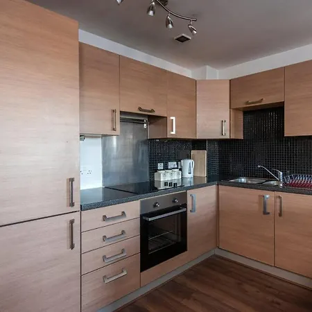2bd Apt Sportcity - Etihad Stadium + Free Parking! *