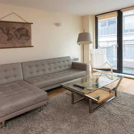 Апартаменты Central Flat Near Etihad Stadium By Guestready