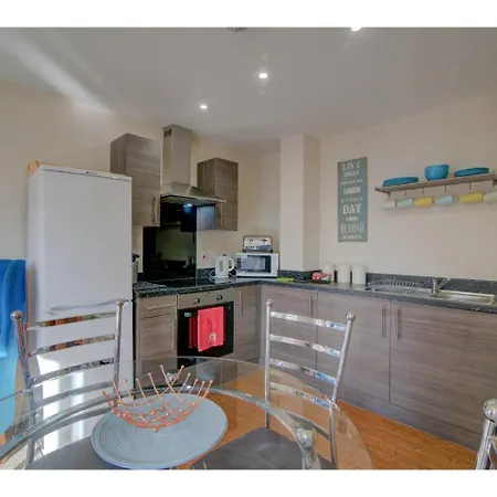 Marvellous, Elegant Apt For 5 Near Salford Quays * Μάντσεστερ