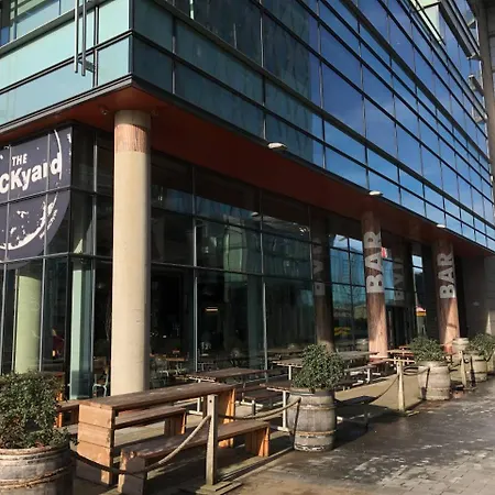 The Quays By Guestready Manchester