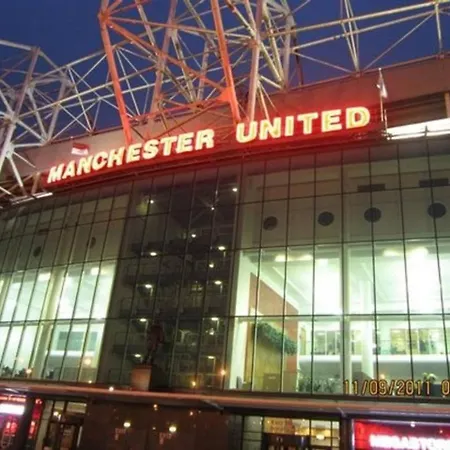 2 Bedroom In Media City