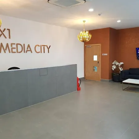 2 Bedroom In Media City