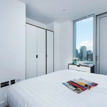 Apartment Fantastically Central 2 Bedroom *