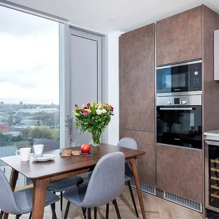 Apartment Fantastically Central 2 Bedroom