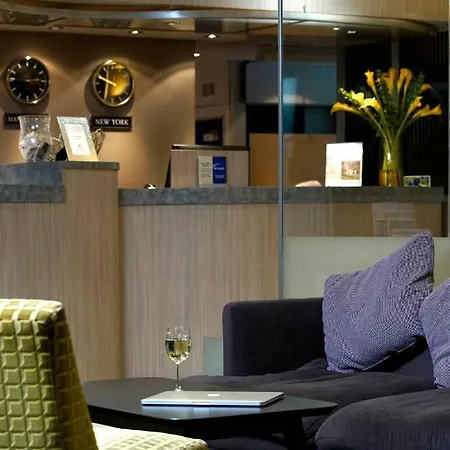 Cresta Court 3* Олтрингем