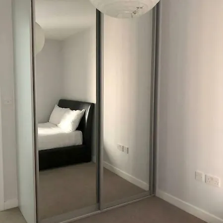 2 Bed In Ancoats By Guestready *