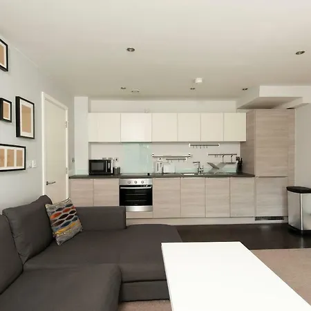 2 Bed In Ancoats By Guestready Apartmán