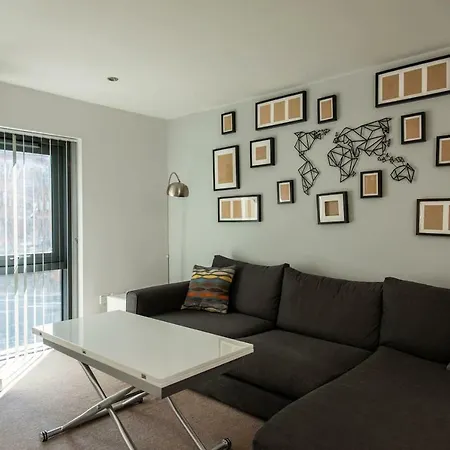 2 Bed In Ancoats By Guestready *