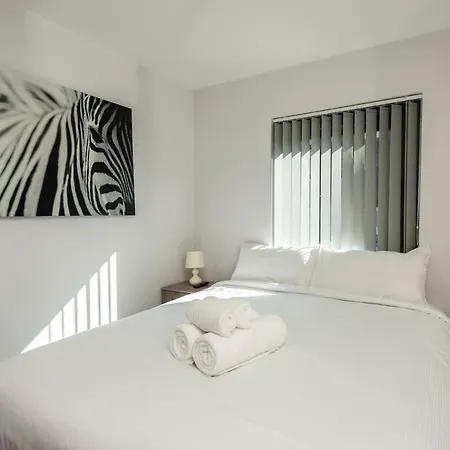 2 Bed In Ancoats By Guestready Apartmán