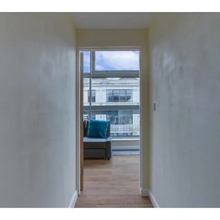 Penthouse Apt For 4, Skyline Views, Central Mcr! * Manchester
