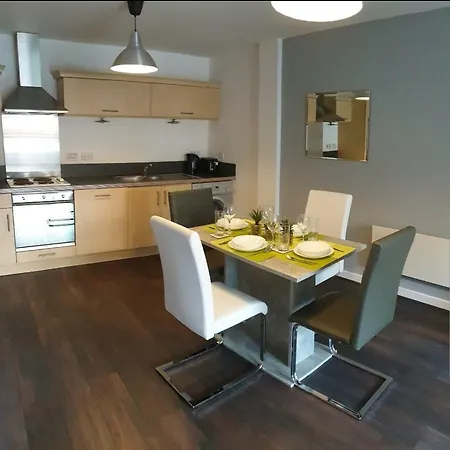 Central By Oxford Road Train Station * Manchester