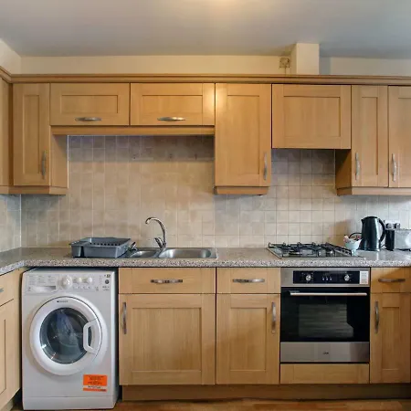 Semesterbostad Stylish Townhouse For Up To 8, Central Manchester!