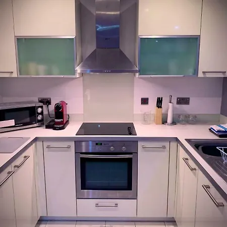 Apartmán Ideal Homely City Centre Flat *