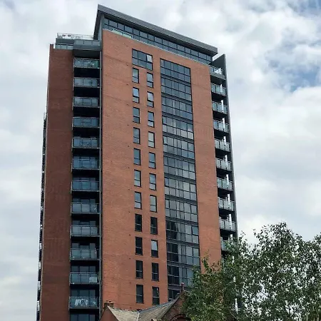 Апартаменты 1br Flat Near Victoria Stn & Arena By Guestready