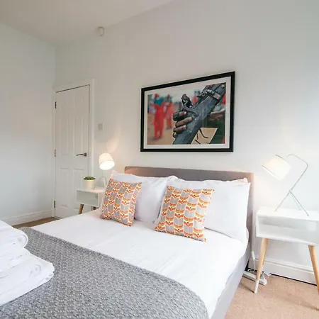 Burton House Boutique Flat * מנצ'סטר