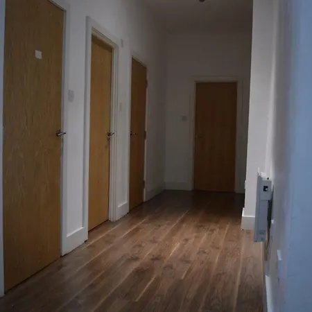 Spacious Shude Hill With Balcony Apartmán