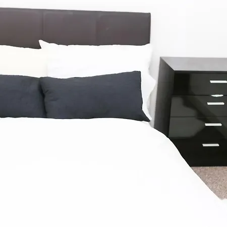 منزل للإقامة Cosy 2 Bedroom + Parking