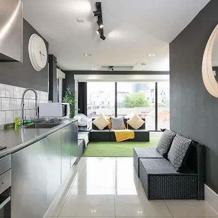 Manere Group - Tib Street Апартаменты *