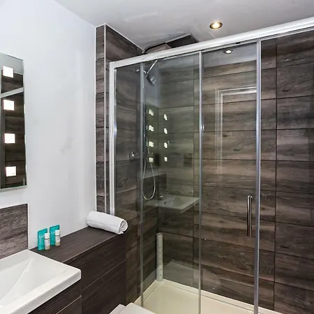 Green Quarter Hotell