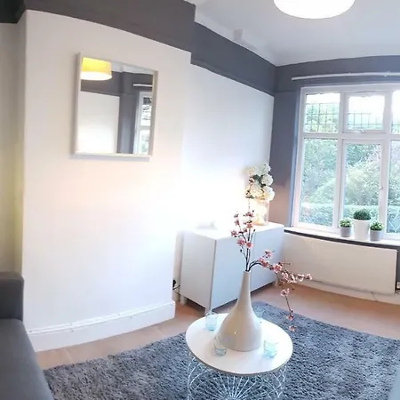 Countess Road, Didsbury Vilage