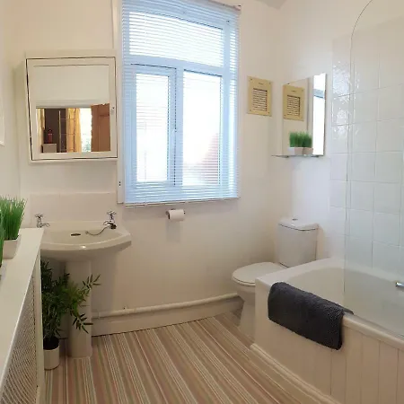 Countess Road, Didsbury Vilage Holiday home Manchester