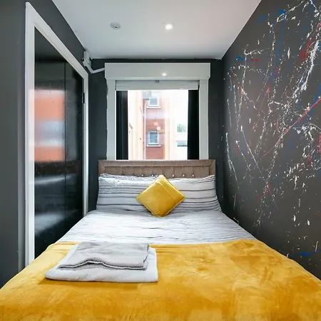 Manere Group - Tib Street * Манчестер