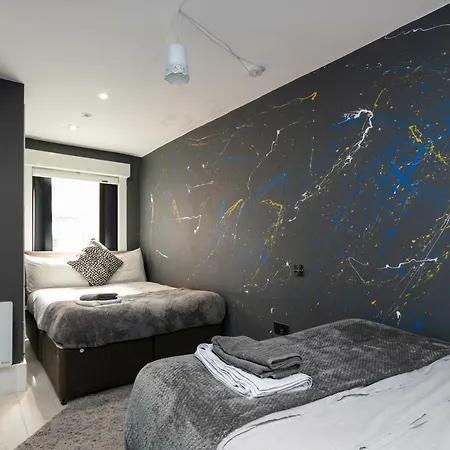 Manere Group - Tib Street Апартаменты