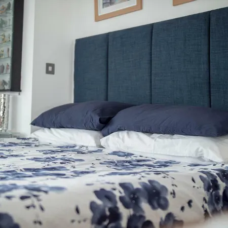 شقة Stunning Modern 1br Apt W/ Balcony, Central Manc مانشستر