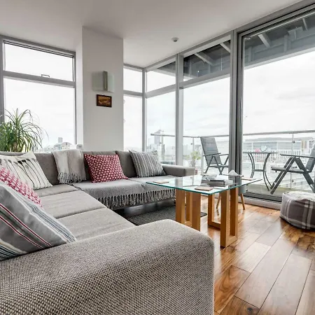شقة Stunning Modern 1br Apt W/ Balcony, Central Manc *