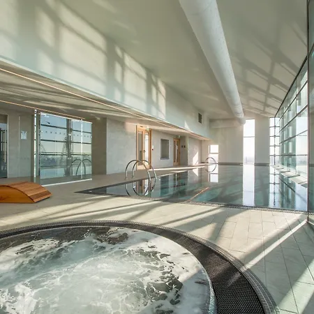 Approved Serviced Skyline A Apartment