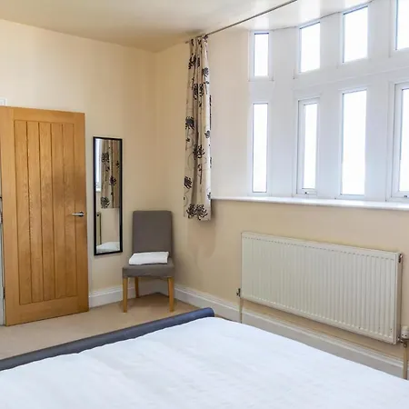 Appartement No 1 - The Old Red King Pub, Whitefield, Manchester