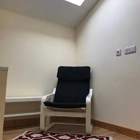 Unique Executive Luxury Манчестер
