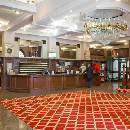 Britannia & Hotel 3*