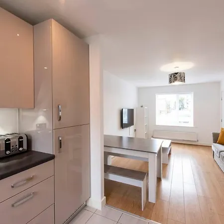 2br Near Etihad Stadium By Guestready Апартаменты *