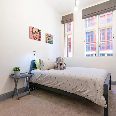 Apartment Contact Free City Centre & Parking Manchester