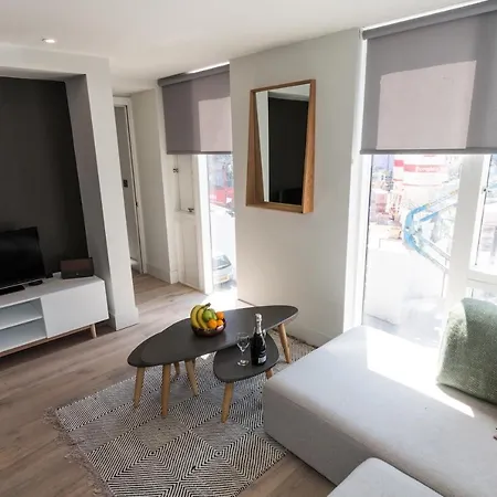 41 Bentinck Street - Flat 1 Διαμέρισμα *