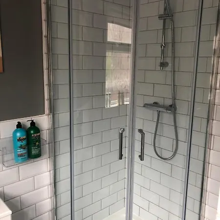 3. Stylish Private Double Near Centre Manchester