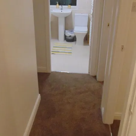 Apartment New Moston Family Holiday Manchester