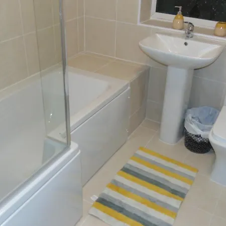 New Moston Family Holiday Apartment *