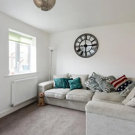 Дом отдыха Lovely House For 5 Near Etihad Stadium By Guestready *