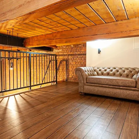 Gorgeous And Stylish Flat In The City Centre Апартаменты *